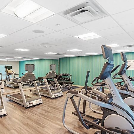 Holiday Inn Express & Suites Mobile - University Area By Ihg Екстериор снимка