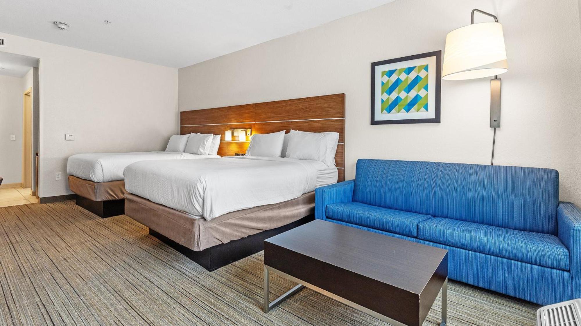 Holiday Inn Express & Suites Mobile - University Area By Ihg Екстериор снимка