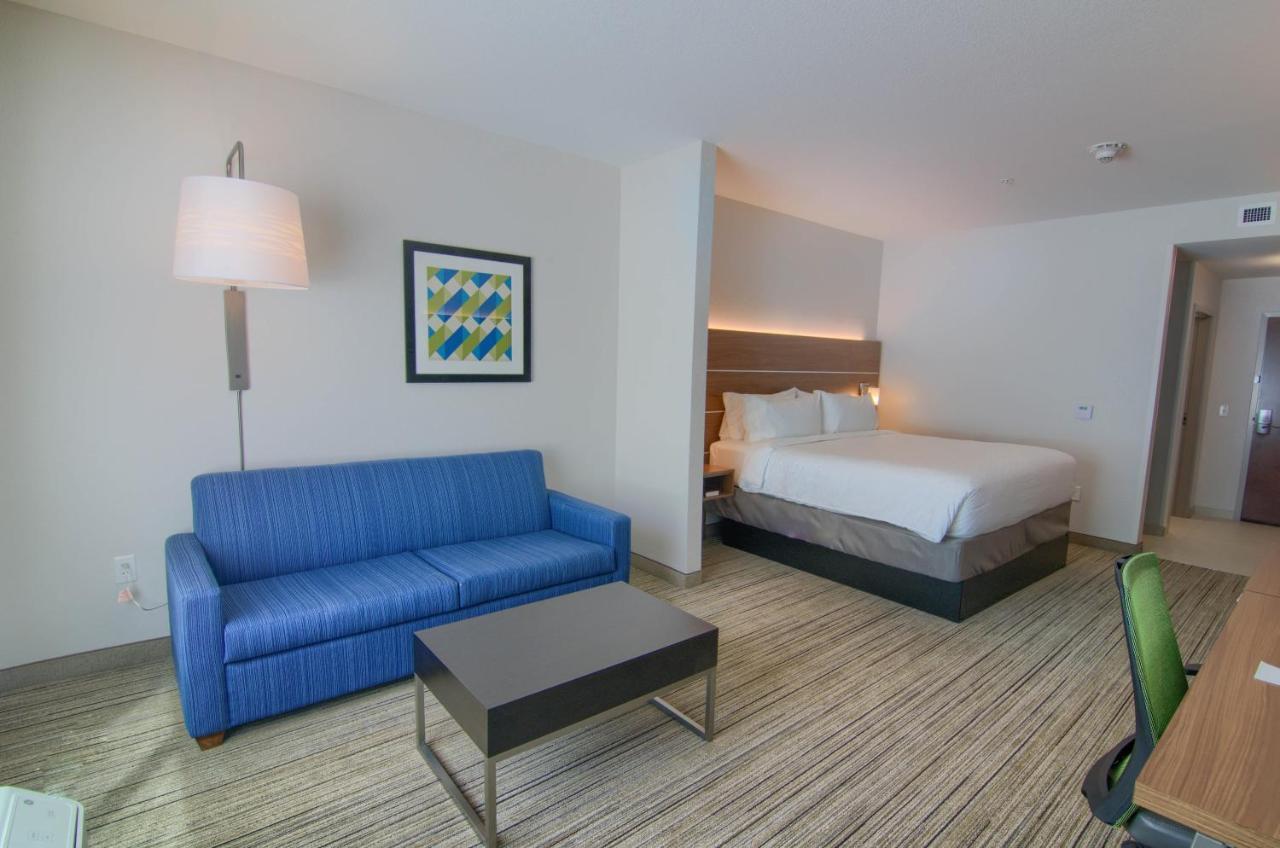 Holiday Inn Express & Suites Mobile - University Area By Ihg Екстериор снимка